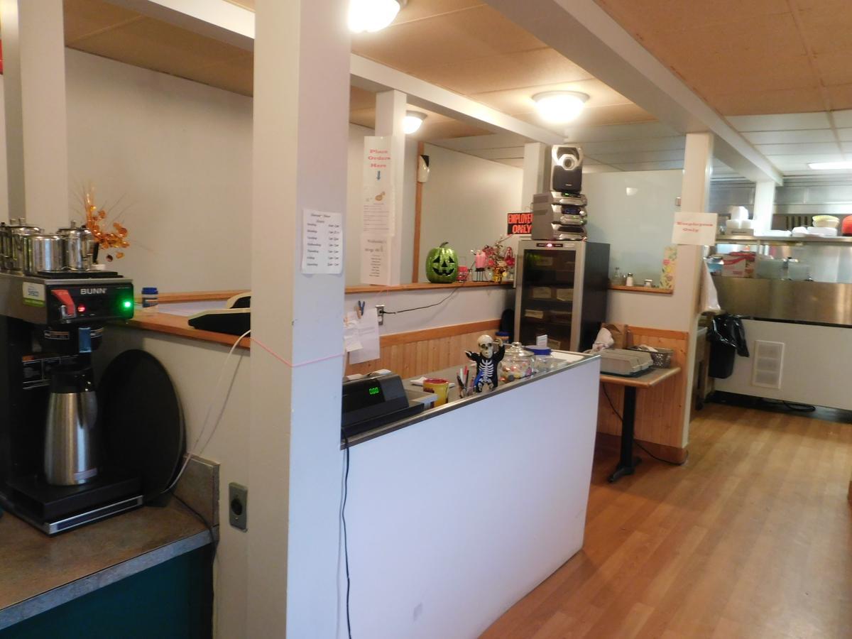 Casey'S Inn Lac du Bonnet 外观 照片