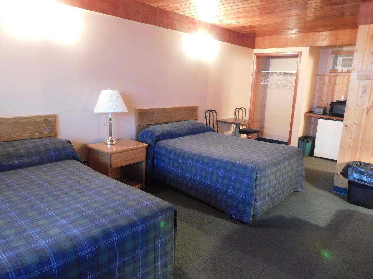 Casey'S Inn Lac du Bonnet 外观 照片